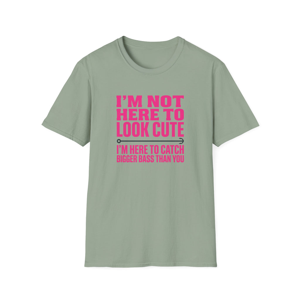 Woman - I'm Not Here To Look Cute T-Shirt
